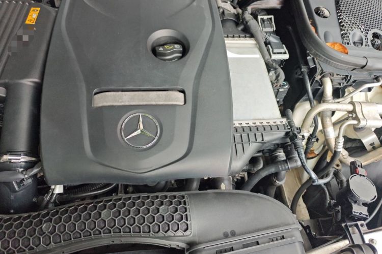 Used Mercedes-Benz E-Class 2019 E 200 Coupe Engine Bay Left