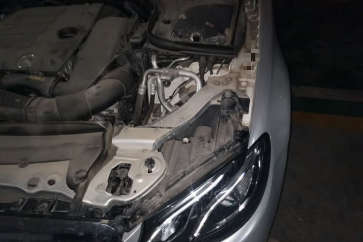 Used Mercedes-Benz E-Class 2019 Restyled E 300 L Sport Luxury Edition Engine Bay Left