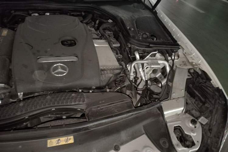 Used Mercedes-Benz E-Class 2019 E 200 Coupe Engine Bay Left