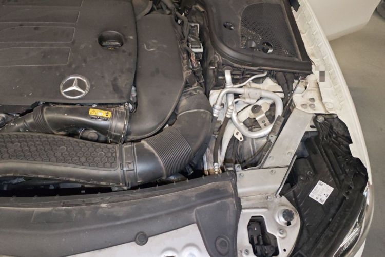 Used Mercedes-Benz E-Class 2019 Restyled E 300 L Sporty and Stylish Edition Engine Bay Left