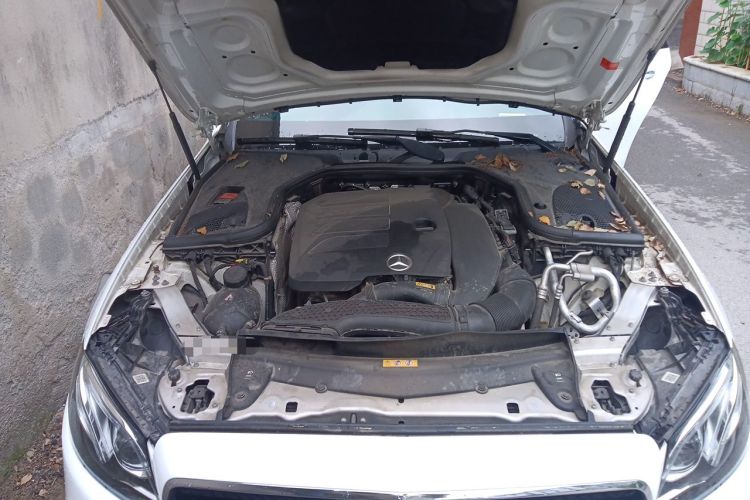 Used Mercedes-Benz E-Class 2019 Restyled E 300 Sport Edition Engine Bay