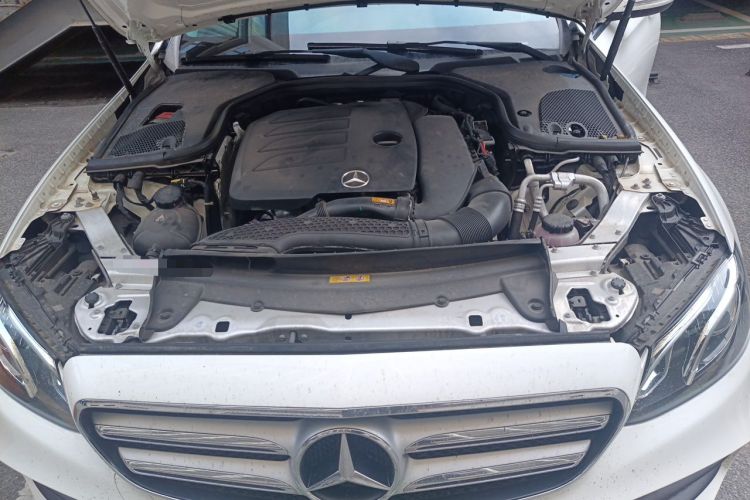 Used Mercedes-Benz E-Class 2019 E 260 L Sport Edition Engine Bay