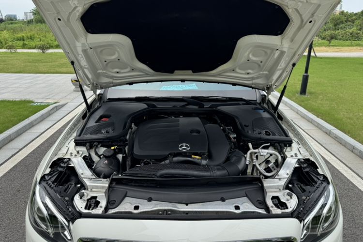 Used Mercedes-Benz E-Class 2019 Restyled E 300 L Sporty and Stylish Edition Engine Bay