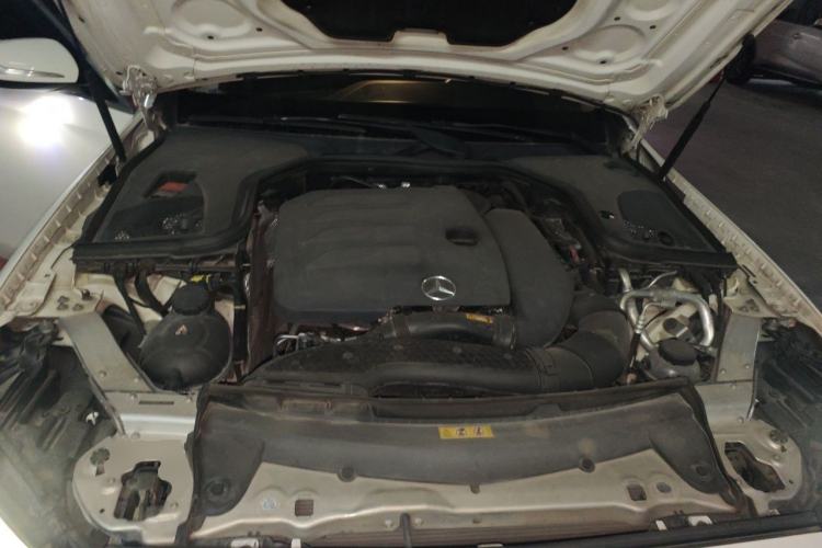 Used Mercedes-Benz E-Class 2019 E 260 L Sport Edition Engine Bay
