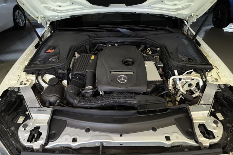 Used Mercedes-Benz E-Class 2019 E 300 L Sport Luxury Edition Engine Bay