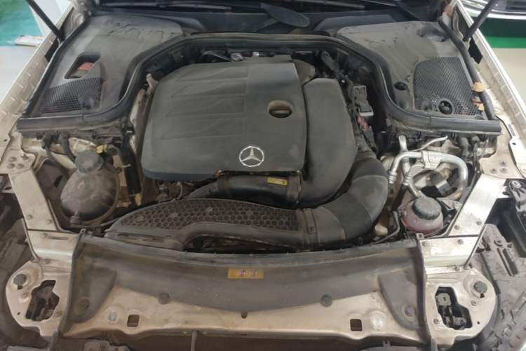 Used Mercedes-Benz E-Class 2019 E 260 L Sport 4MATIC Engine Bay