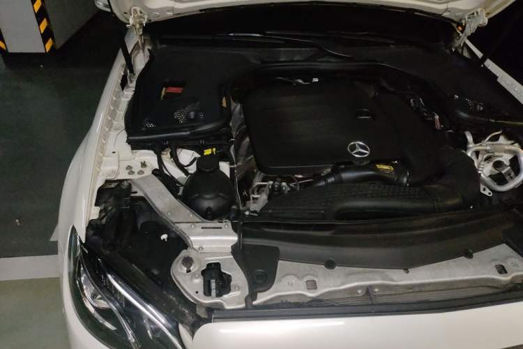 Used Mercedes-Benz E-Class 2019 Restyled E 300 L Sporty and Stylish Edition Engine Bay Right