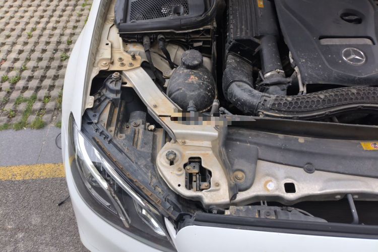 Used Mercedes-Benz E-Class 2019 E 300 L Sporty and Stylish Model Engine Bay Right
