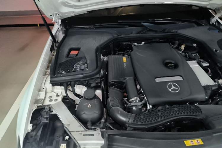 Used Mercedes-Benz E-Class 2019 E 300 L Sporty and Stylish Model Engine Bay Right