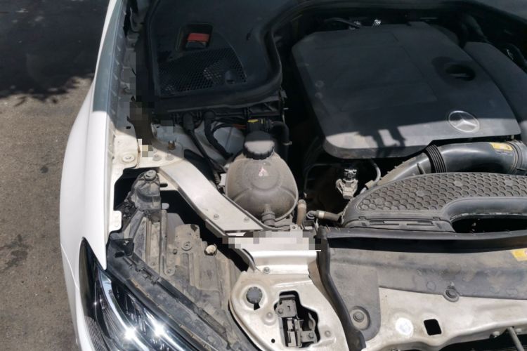Used Mercedes-Benz E-Class 2019 Facelifted E 300 L Stylish Version Engine Bay Right