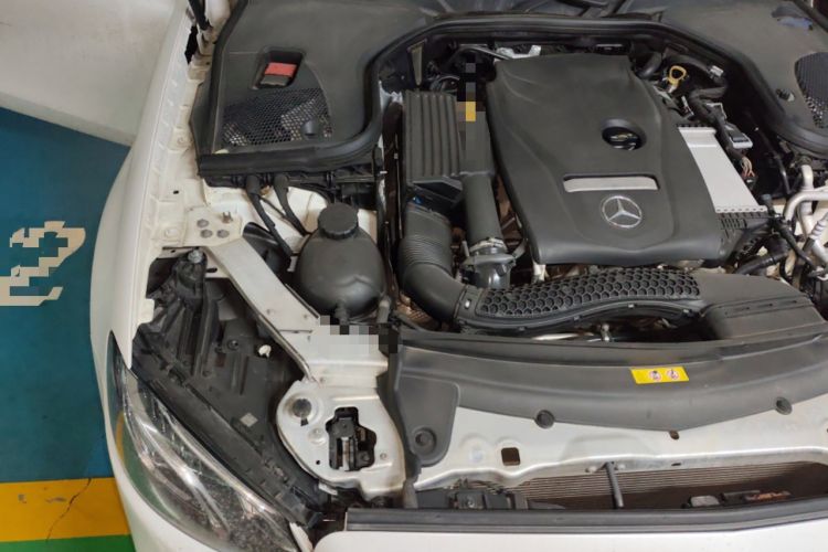 Used Mercedes-Benz E-Class 2019 E 300 L Sporty and Stylish Model Engine Bay Right