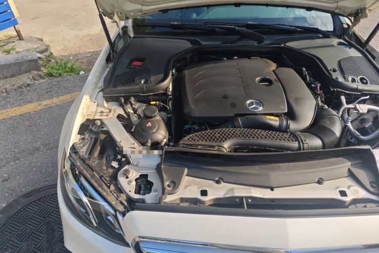 Used Mercedes-Benz E-Class 2019 Restyled E 300 L Sporty and Stylish Edition Engine Bay Right