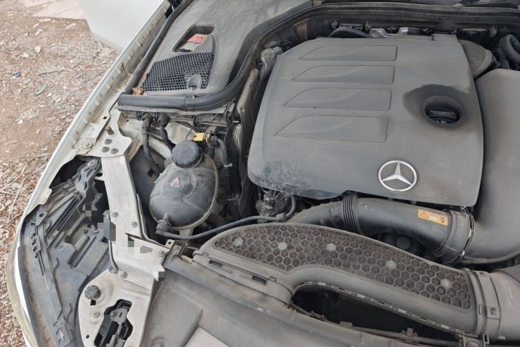 Used Mercedes-Benz E-Class 2019 E 260 Sport Edition Engine Bay Right