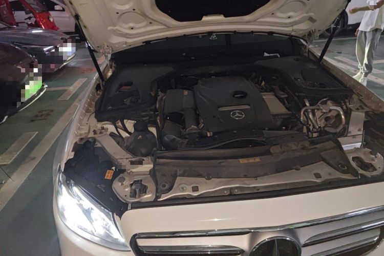 Used Mercedes-Benz E-Class 2019 E 200 L Sport Edition Engine Bay Right