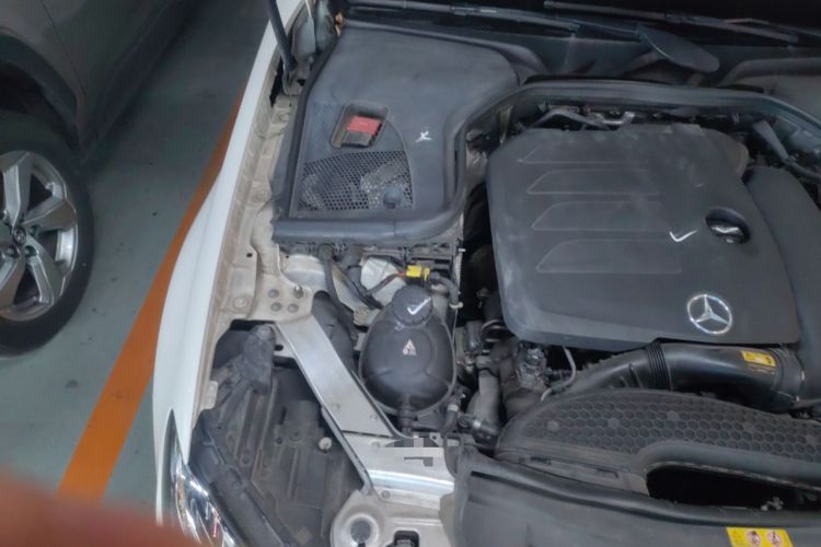 Used Mercedes-Benz E-Class 2019 Facelifted E 300 L Stylish Version Engine Bay Right