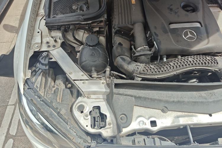 Used Mercedes-Benz E-Class 2019 E 300 L Sporty and Stylish Model Engine Bay Right