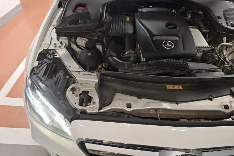Used Mercedes-Benz E-Class 2019 E 300 L Sporty and Stylish Model Engine Bay Right