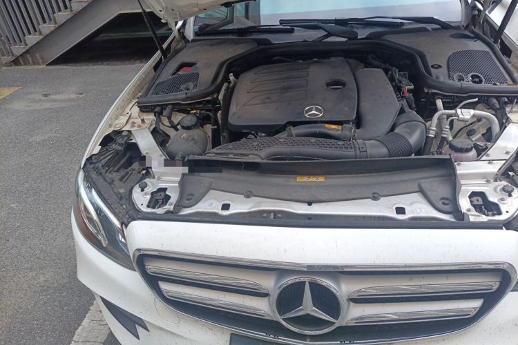 Used Mercedes-Benz E-Class 2019 E 260 L Sport Edition Engine Bay Right