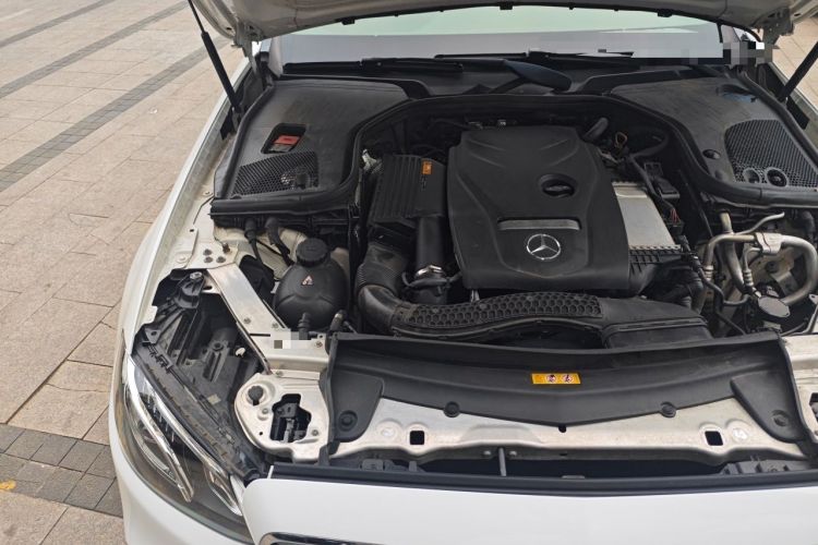 Used Mercedes-Benz E-Class 2019 E 200 L Sport Edition Engine Bay Right