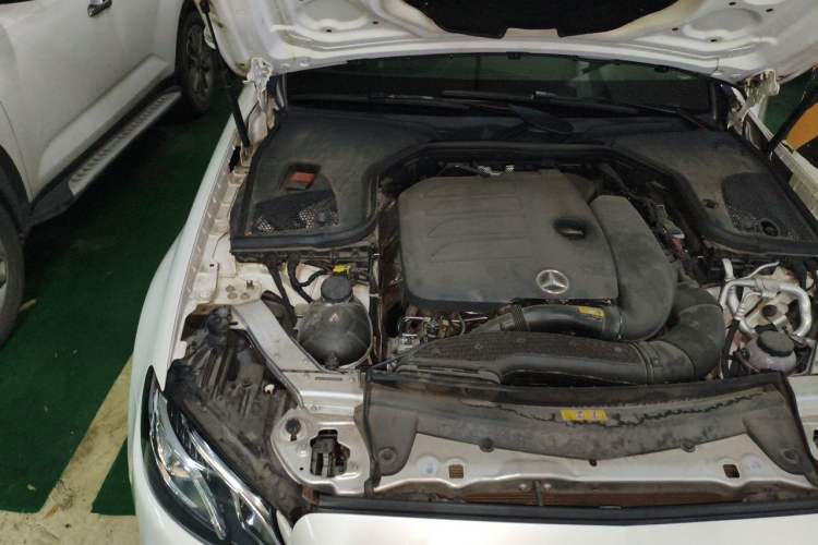 Used Mercedes-Benz E-Class 2019 E 260 L Sport 4MATIC Engine Bay Right