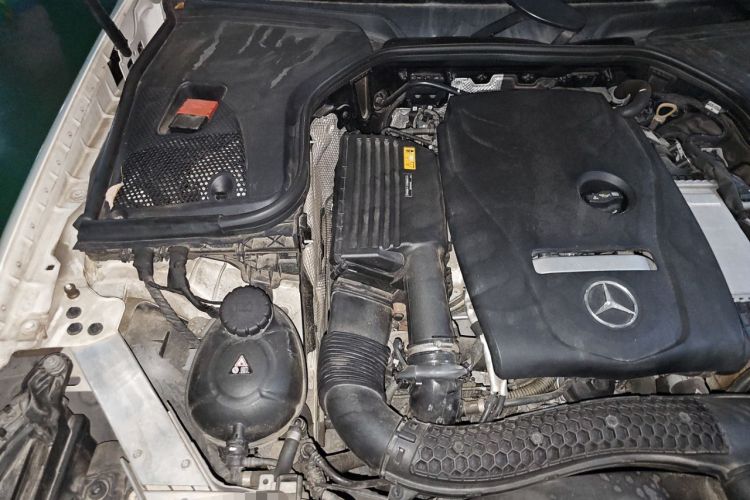 Used Mercedes-Benz E-Class 2019 E 200 Sport Edition Engine Bay Right