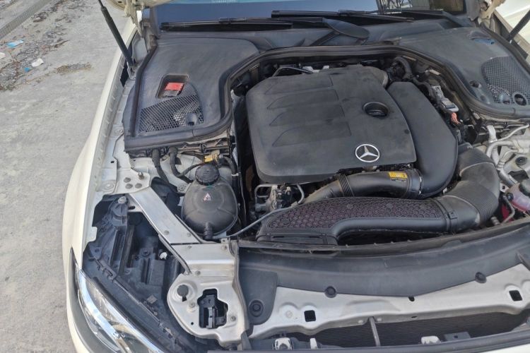 Used Mercedes-Benz E-Class 2019 E 260 L Sport Edition Engine Bay Right