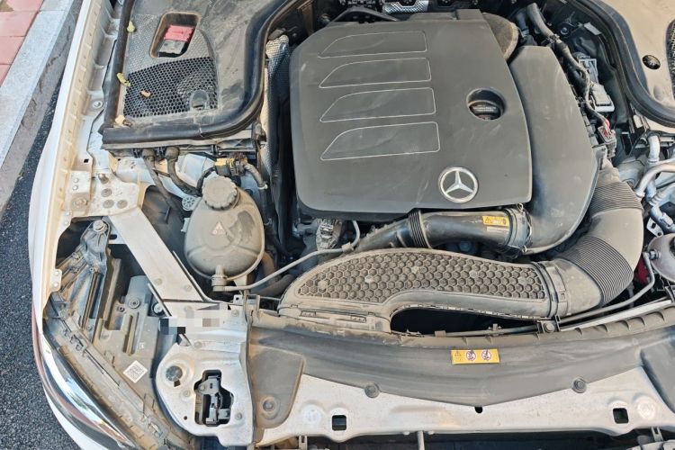 Used Mercedes-Benz E-Class 2019 E 260 Sport Edition 4MATIC Engine Bay Right