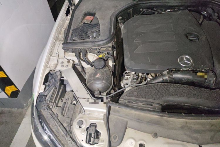 Used Mercedes-Benz E-Class 2019 E 260 L Sport Edition Engine Bay Right