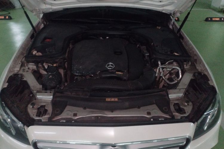 Used Mercedes-Benz E-Class 2019 Restyled E 300 L Sport Luxury Edition Engine Bay