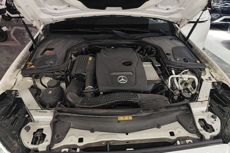 Used Mercedes-Benz E-Class 2019 E 200 L Sport Edition Engine Bay