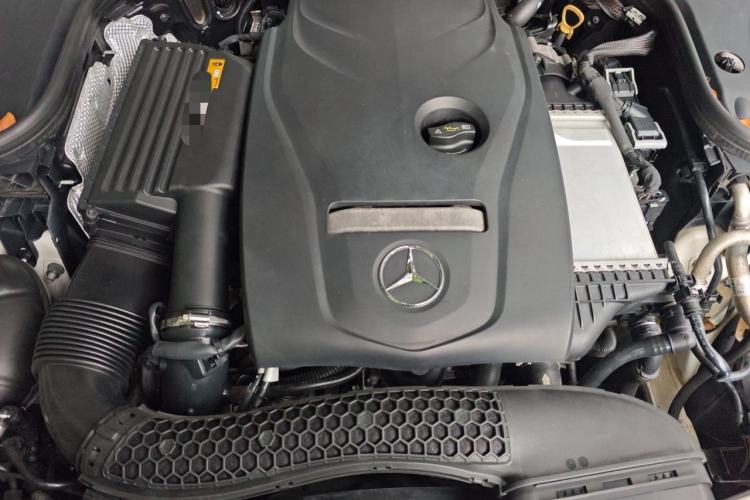 Used Mercedes-Benz E-Class 2019 E 200 Coupe Engine Bay