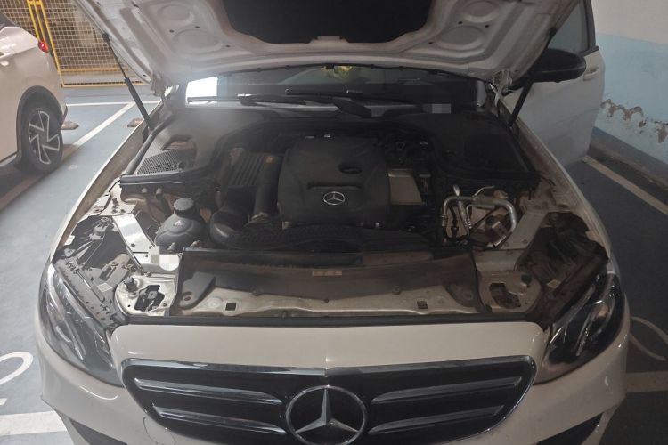 Used Mercedes-Benz E-Class 2019 E 200 Sport Edition Engine Bay