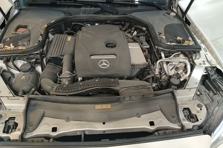 Used Mercedes-Benz E-Class 2019 E 200 L Sport Edition Engine Bay