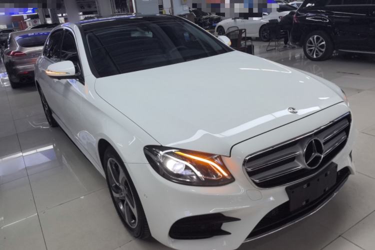 Used Mercedes-Benz E-Class 2019 E 300 L Sporty and Stylish Model Exterior 1