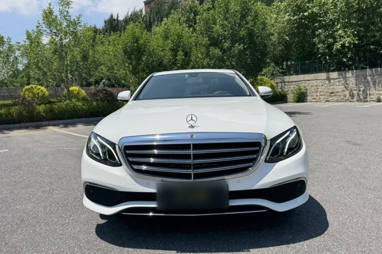 Used Mercedes-Benz E-Class 2019 E 200 L Exterior 1
