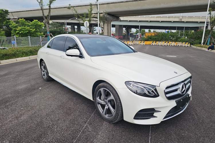 Used Mercedes-Benz E-Class 2019 Restyled E 300 L Sporty and Stylish Edition Exterior 1