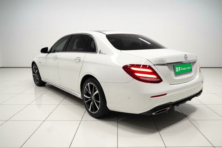 Used Mercedes-Benz E-Class 2019 Restyled E 300 L Sport Luxury Edition Exterior 2