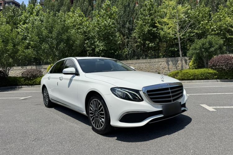 Used Mercedes-Benz E-Class 2019 E 200 L Exterior 2