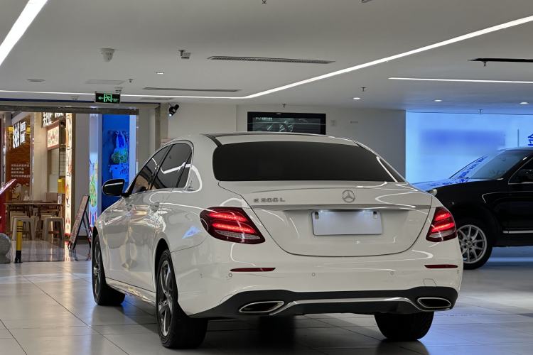 Used Mercedes-Benz E-Class 2019 Restyled E 300 L Sporty and Stylish Edition Exterior 2
