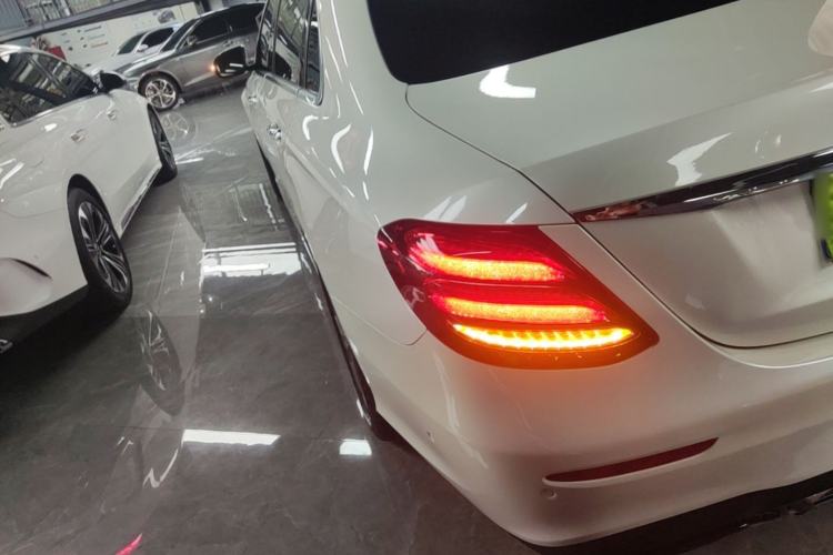 Used Mercedes-Benz E-Class 2019 Restyled E 300 L Sport Luxury Edition Exterior 2
