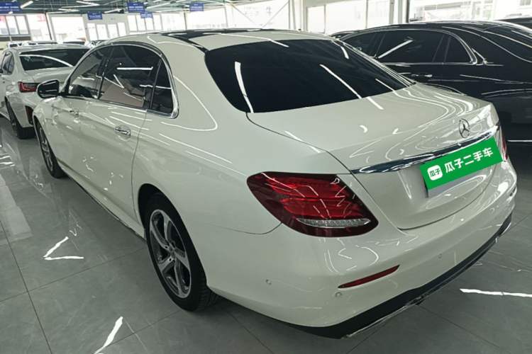 Used Mercedes-Benz E-Class 2019 E 300 L Sporty and Stylish Model Exterior 2