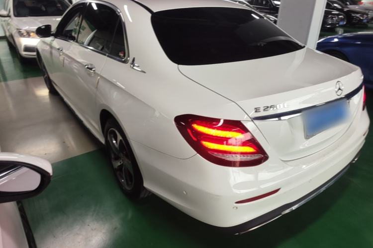 Used Mercedes-Benz E-Class 2019 E 260 L Sport 4MATIC Exterior 2