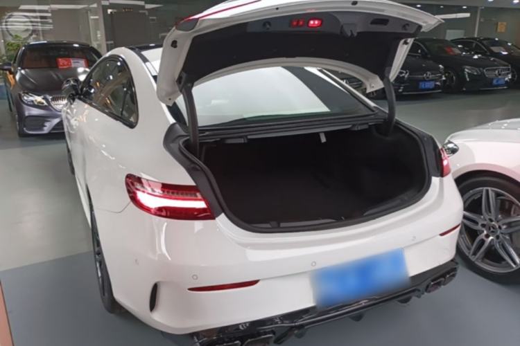 Used Mercedes-Benz E-Class 2019 E 200 Coupe Exterior 2