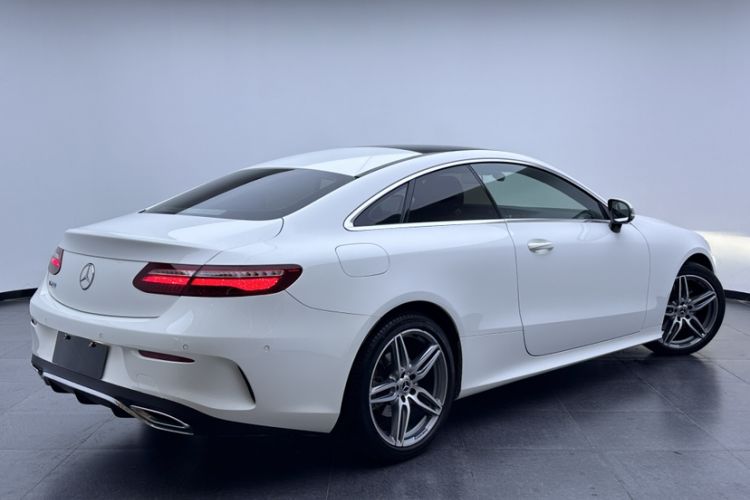 Used Mercedes-Benz E-Class 2019 E 200 Coupe Exterior 3