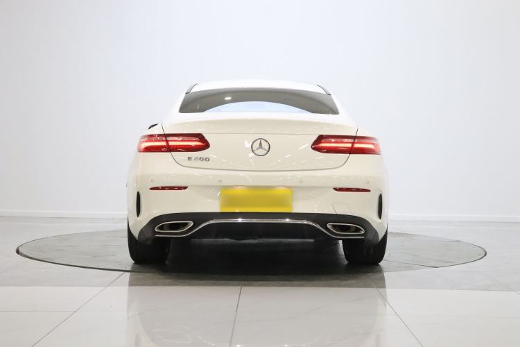 Used Mercedes-Benz E-Class 2019 E 200 Coupe Exterior 3