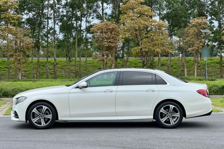 Used Mercedes-Benz E-Class 2019 E 200 L Sport Edition Exterior 3