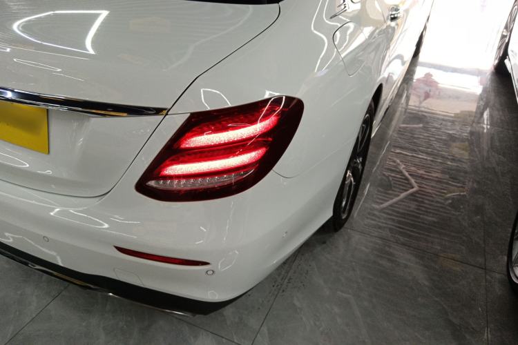 Used Mercedes-Benz E-Class 2019 Restyled E 300 L Sporty and Stylish Edition Exterior 3
