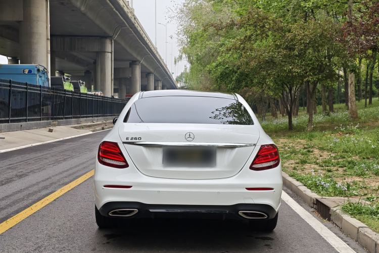 Used Mercedes-Benz E-Class 2019 E 260 Sport Edition Exterior 4