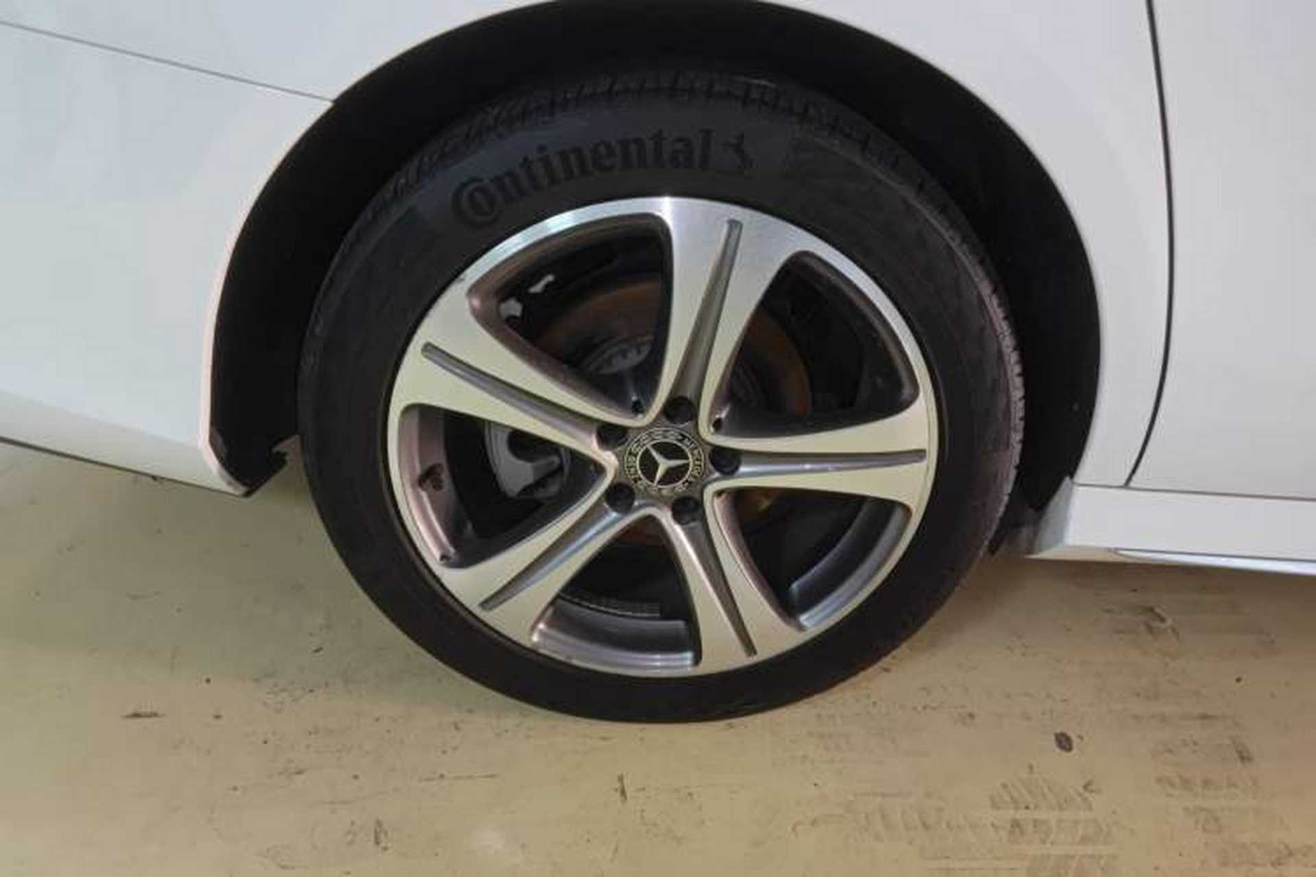 Used Mercedes-Benz E-Class 2019 E 200 L Sport Edition Exterior 4