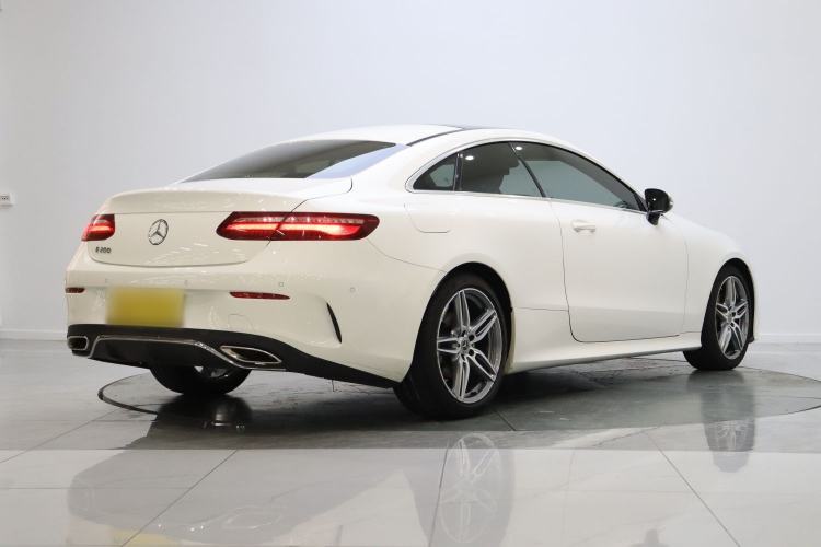 Used Mercedes-Benz E-Class 2019 E 200 Coupe Exterior 4